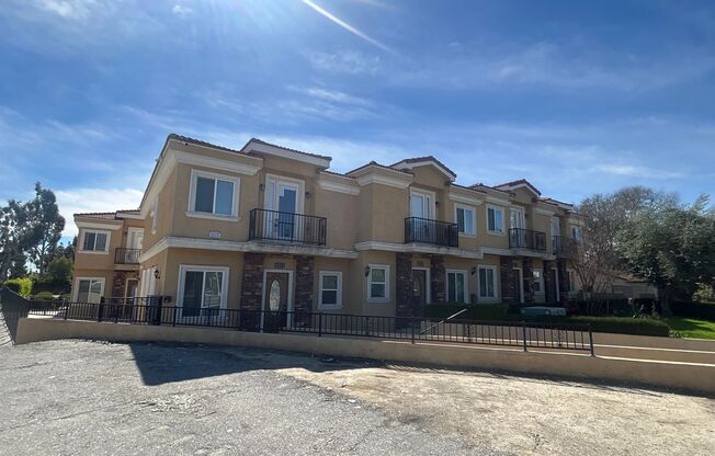 706 - 708 W. Duarte Rd.