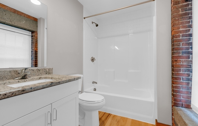 2 beds, 1.5 baths, 1,011 sqft, $3,900, Unit T-105