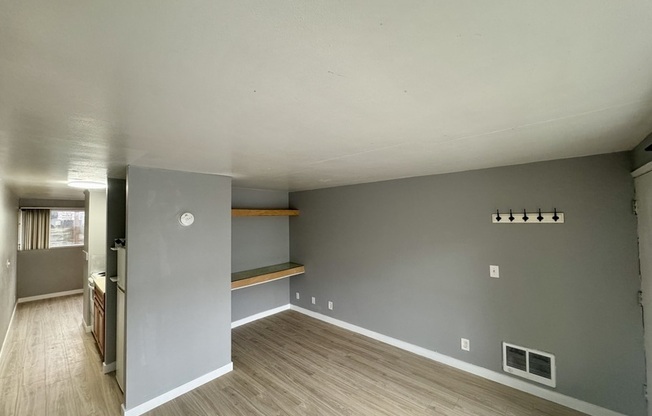 3530 WALLINGFORD AVE N