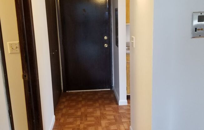 JER & Associates 5810