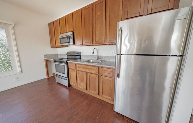 1 bed, 1 bath, $1,450, Unit 305