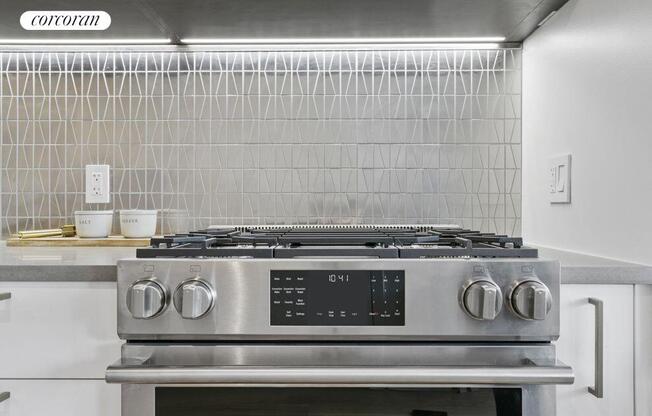 Studio, 1 bath, $3,500, Unit 508