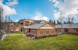 3 beds, 2 baths, $1,795, Unit 104
