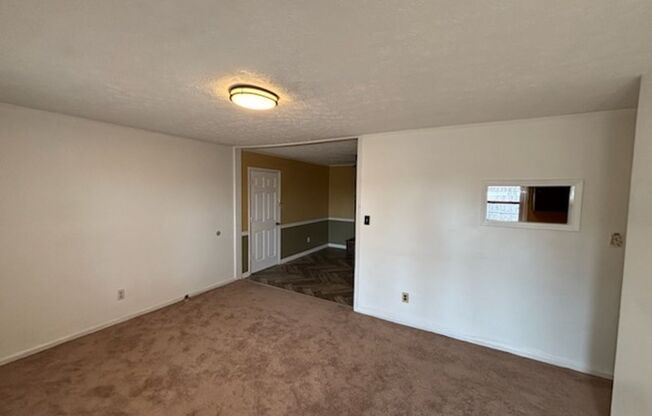 3718 Pioneer Dr
