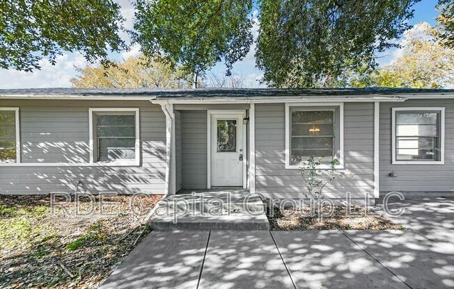 1502 KENT DR