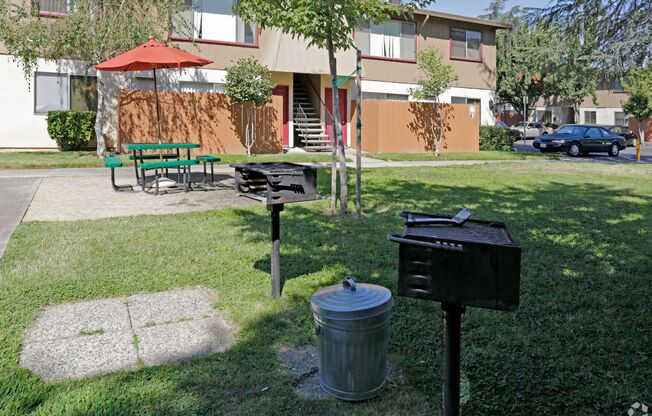 1 bed, 1 bath, 680 sqft, $1,329, Unit 066