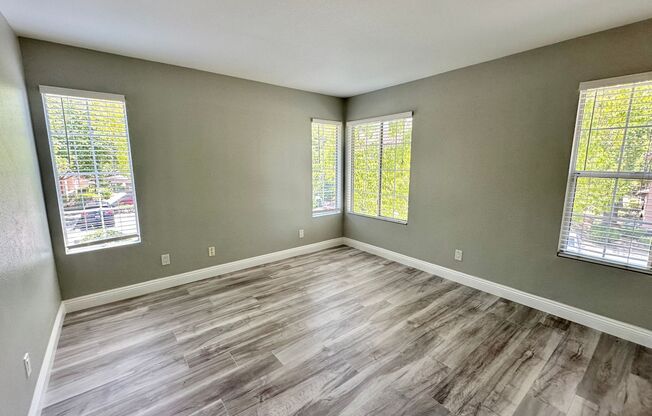 Dream Designer Home in the Beautiful Vista Del Lago Community!