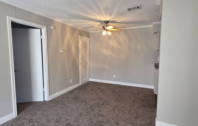 2 beds, 2 baths, 877 sqft, $1,049, Unit 1310