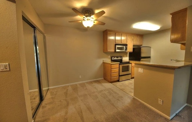 2771 SOMERSET PARK CIR