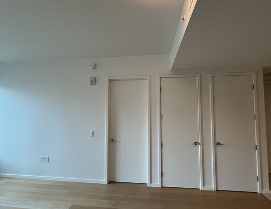 1 bed, 1.5 baths, 780 sqft, $3,000, Unit 701