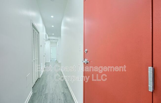 131 E N AVE