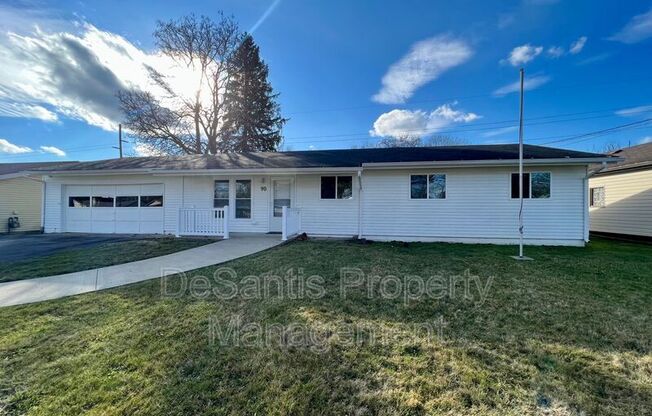 90 ROBINHOOD DR