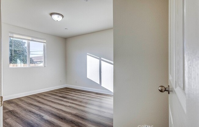 445 W 65 ST