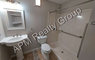 One bedroom in quiet Rosewood