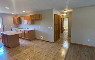 2 Bed 2 Bath 2 Car Garage Duplex, Ozark MO!!