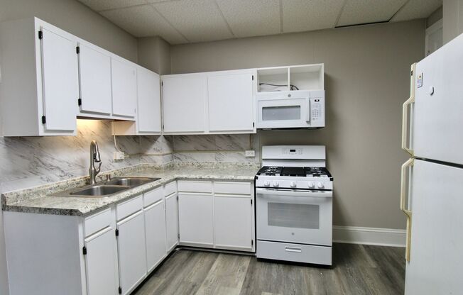 2 beds, 1 bath, 1,000 sqft, $1,295, Unit Unit 2