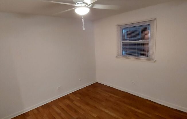 1 bed, 1 bath, 510 sqft, $850, Unit IV B-06