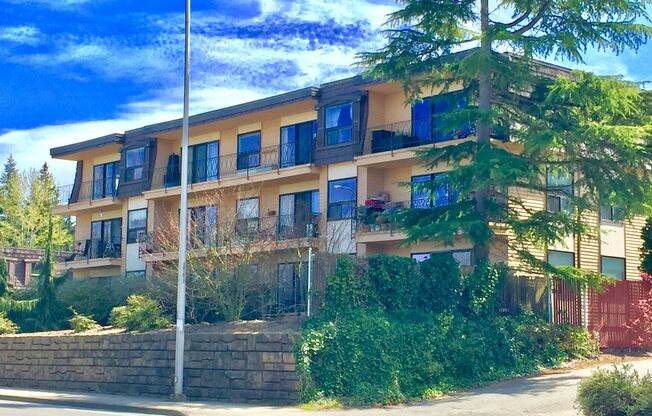 Wellington Square Apartments LLC