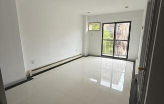 163 10 89 AVE