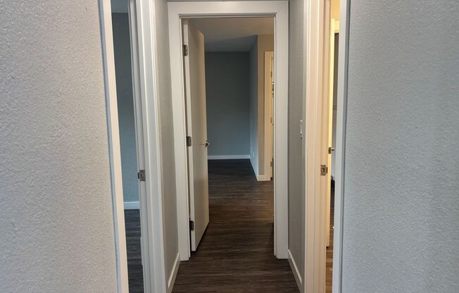 2 beds, 1 bath, 970 sqft, $2,860, Unit 0116