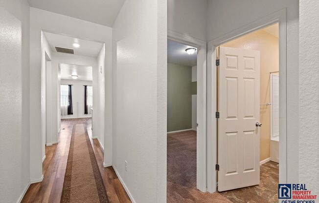 Beautiful Newer Home in Windsor – 3 Bed, 2 Bath with Spacious Layout and Dream Backyard!