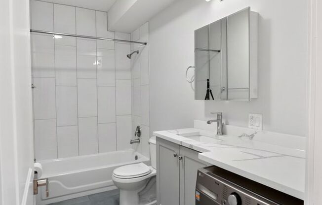 1 bed, 1 bath, 580 sqft, $1,795, Unit 218
