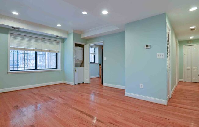 1437 Spring Rd NW