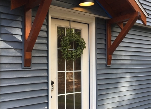348 PLEASANT ST