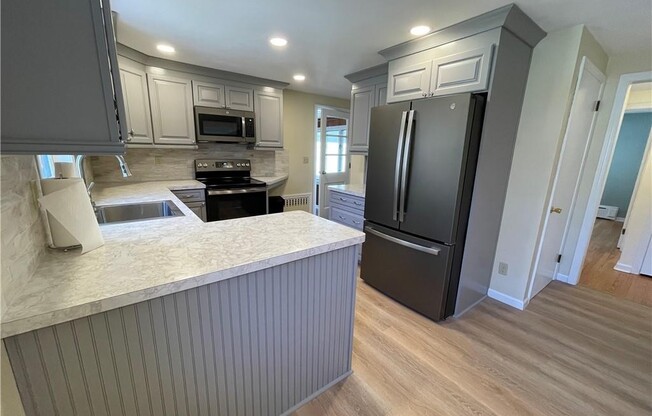 24 STONY BRK RD