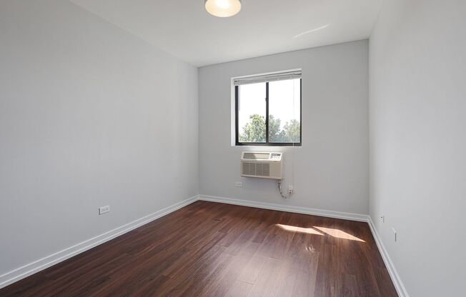 2 beds, 1 bath, 638 sqft, $2,495, Unit 508