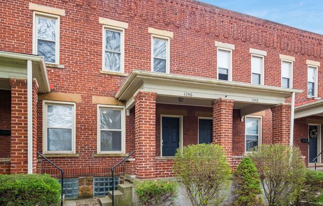 Mithoff and Washington Apartments