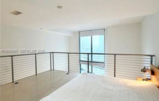 1 bed, 1.5 baths, $3,100, Unit # 206