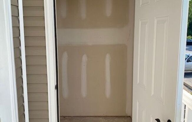 1 bed, 1 bath, 687 sqft, $775, Unit N23