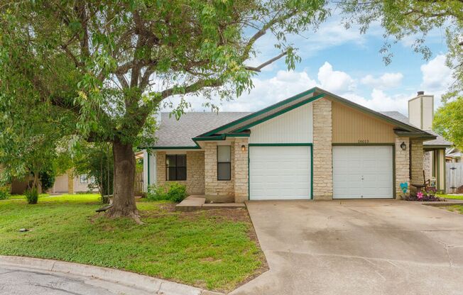 Beautiful & Spacious 2bd/2ba Townhome with Large Backyard & Garage!