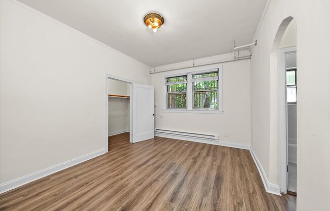 Studio, 1 bath, 348 sqft, $1,250, Unit 107