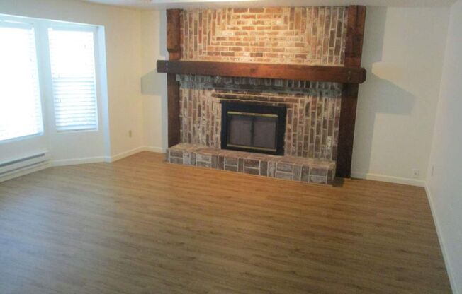 2 beds, 2 baths, 1,378 sqft, $1,800