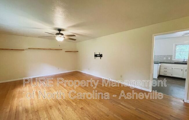 44 WAKE ROBIN WAY