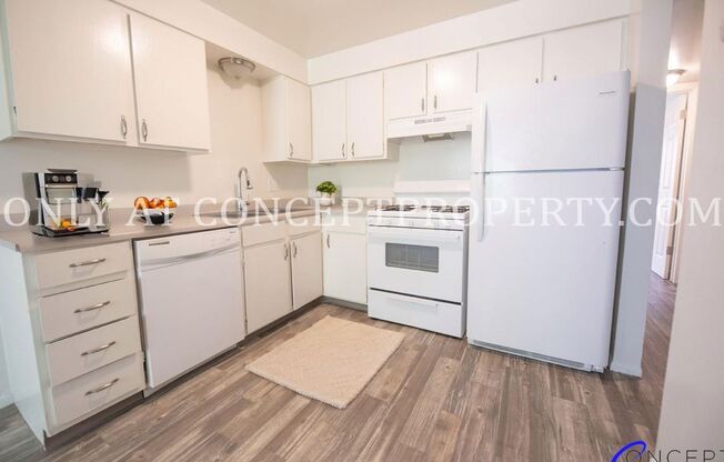 2 beds, 1 bath, 920 sqft, $1,099, Unit 29