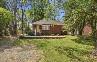 Charming 2BR Home with Modern Updates in Prime Charlotte Location