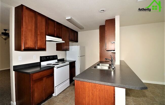 2 beds, 1.5 baths, 1,135 sqft, $1,395, Unit A