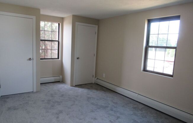 Plaistow Remodeled 2 Bedroom Condominium!   Heat/HW Included!
