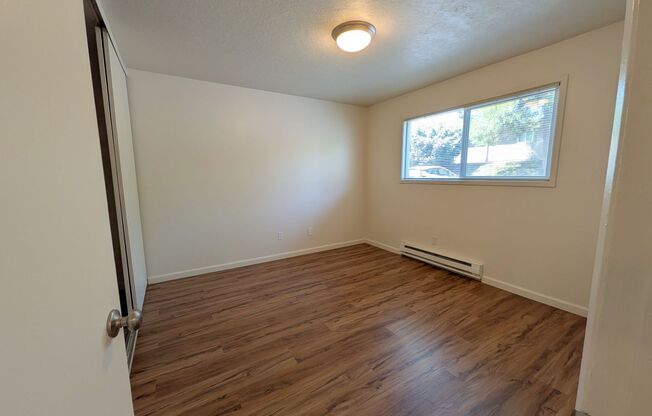 1 bed, 1 bath, 650 sqft, $1,160, Unit 3515-14