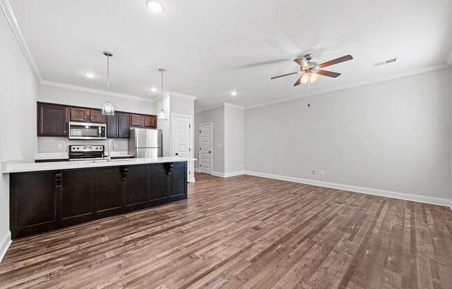 2 beds, 2.5 baths, 1,500 sqft, $1,425, Unit D07