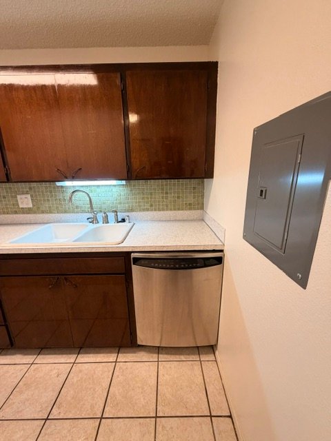 21011 67 AVE W