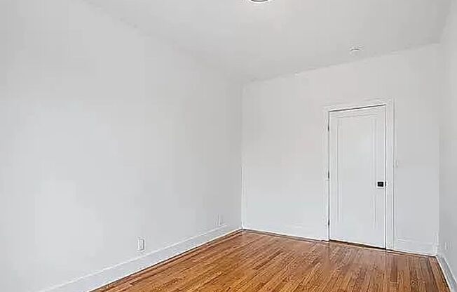 1 bed, 1 bath, $2,700