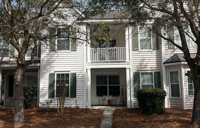 New to Rental Market! Unfurnished 2 BR Townhome in Mill Creek