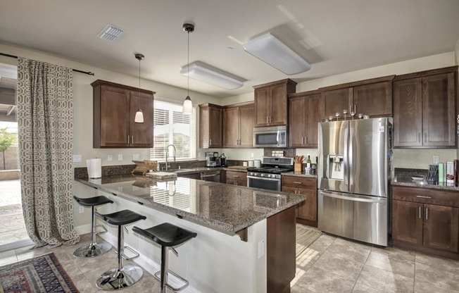 Gorgeous Like New Rancho Cordova Home