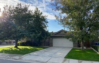 Beautiful Corner Lot - NW 12321 Mezzadro