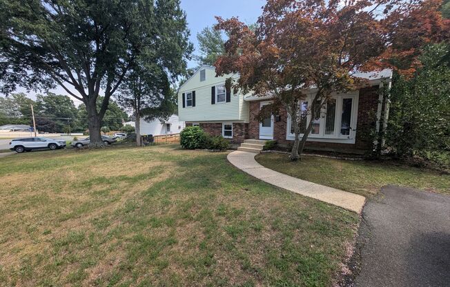 Single family home in Rose Hill in Alexandria