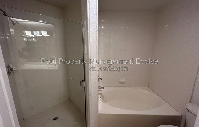3 beds, 2 baths, 1,428 sqft, $1,995, Unit 240